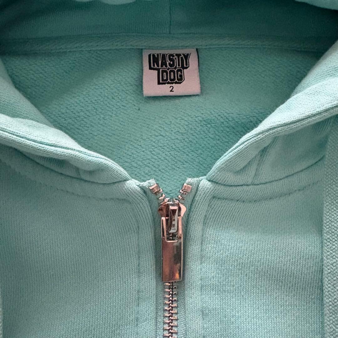 ナスティードッグ ジップアップ パーカー フーディー バックプリント