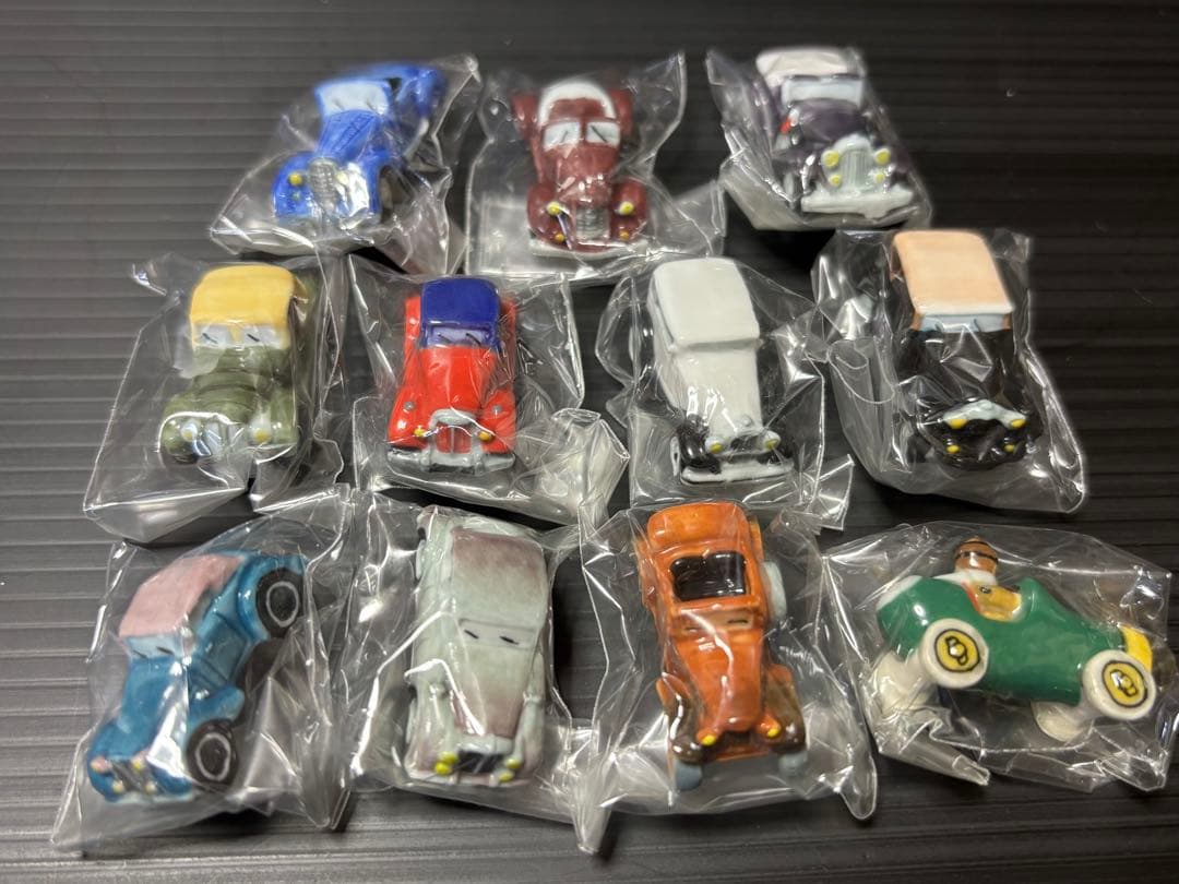 フェーヴ　陶器製　ミニチュア　ガーフィールド　他　29個セット