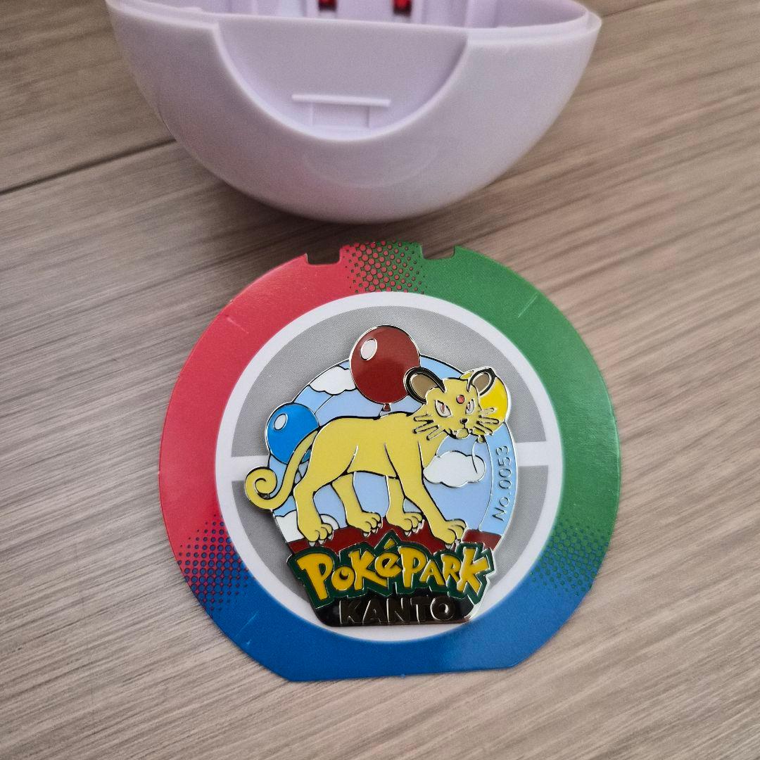 ポケパークカントー ピンバッジ ポケモン ピンズ キュウコン - メルカリ