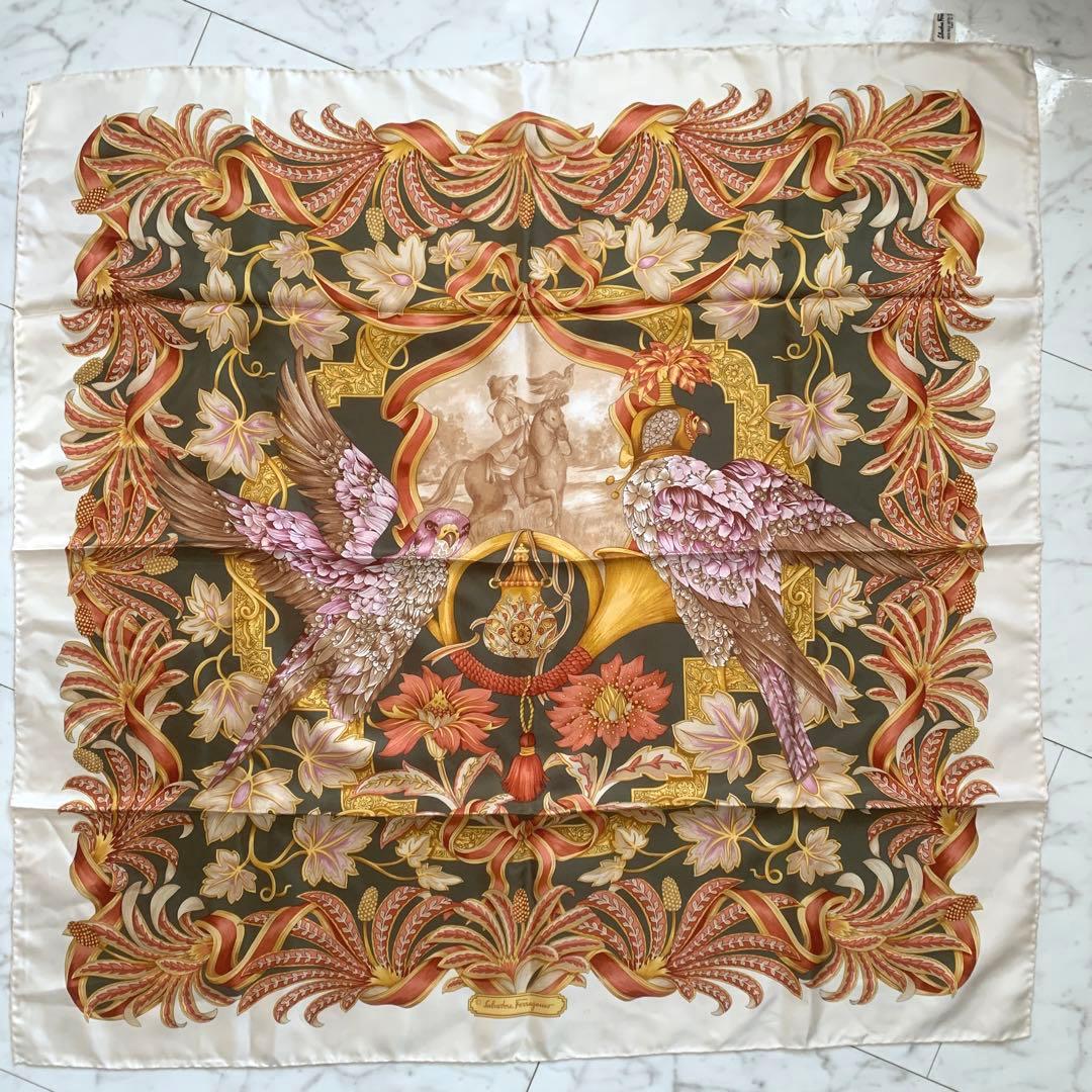 Salvatore Ferragamo サルヴァトーレ フェラガモ スカーフ - メルカリ