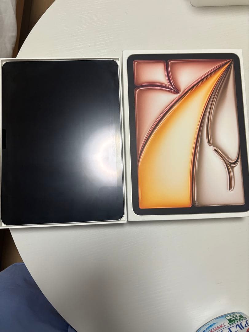 【美品】Apple iPad Air M2 128GB11インチスターライト 11インチiPad Air（M2）Wi‑Fi 128GB - スターライト [整備済製品