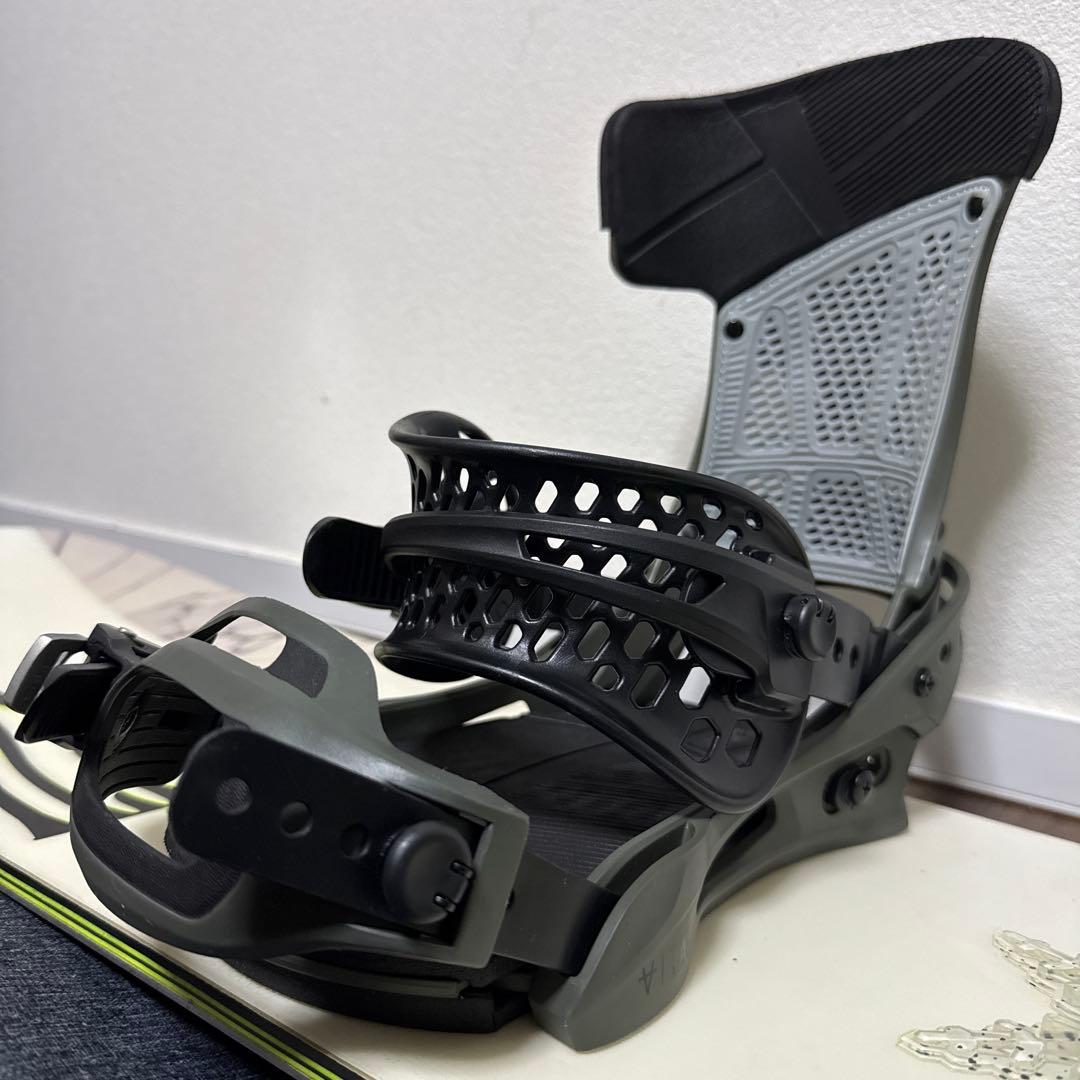 超美品 サロモン VILLAIN 153 バートン MALAVITA Mサイズ