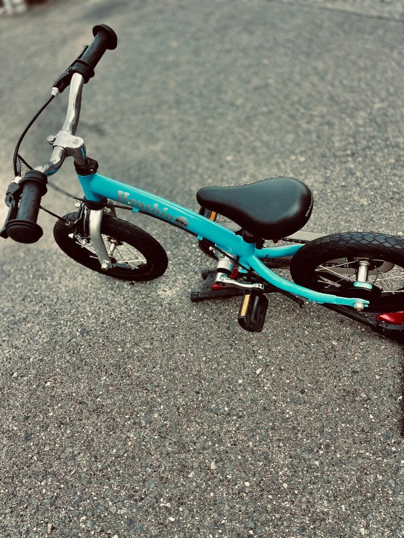 美品】へんしんバイク2 12インチ パステルブルー ペダル装着済み