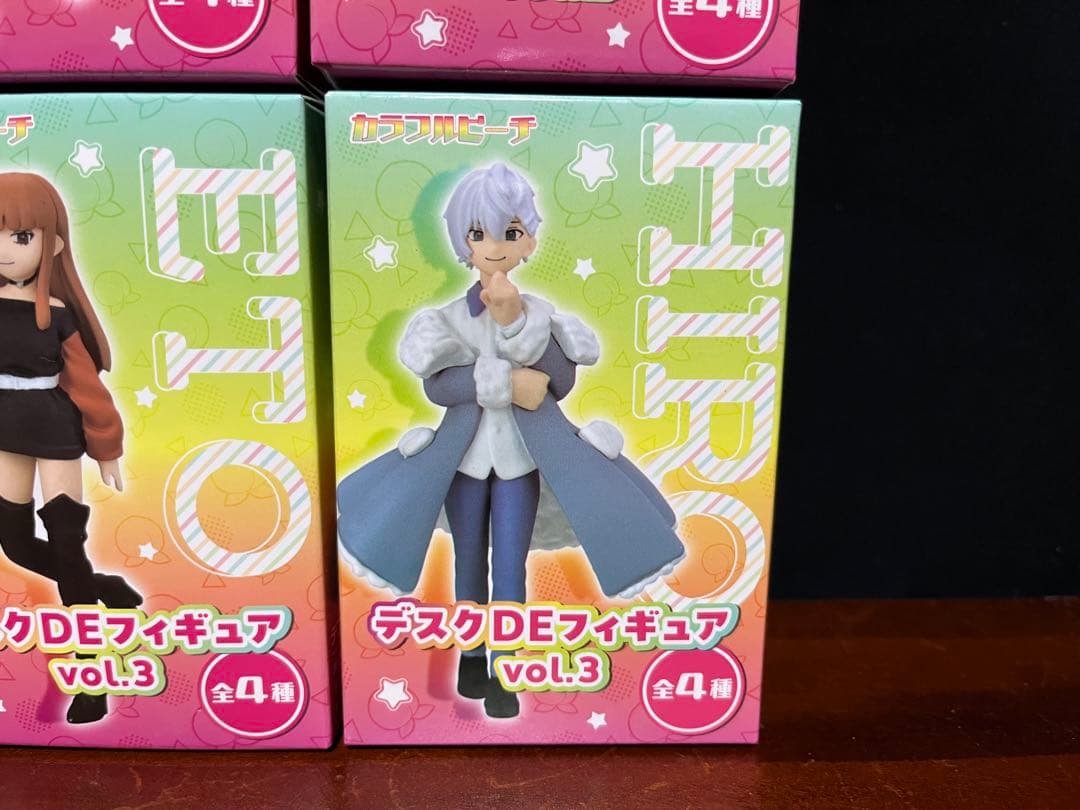 カラフルピーチ カラピチ フィギュア デスクDEフィギュア 11種 未開封品