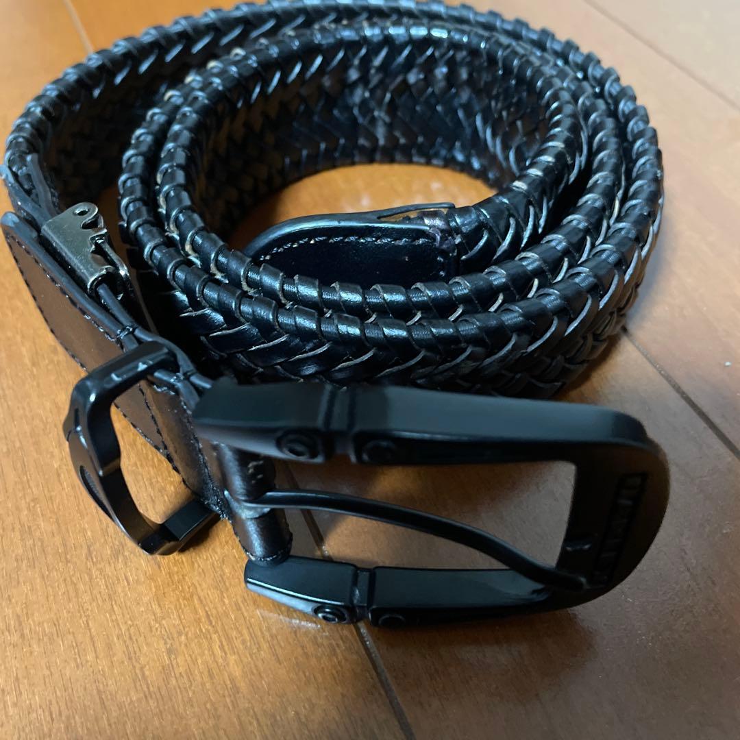 Oakley ブラック 編み込みレザーベルト - メルカリ