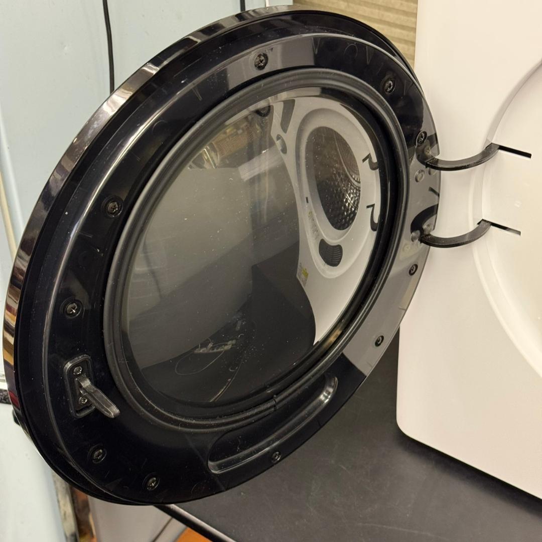 ☆小型衣類乾燥機　4.0K　SIS　2023年製　GYJ01　UV除菌