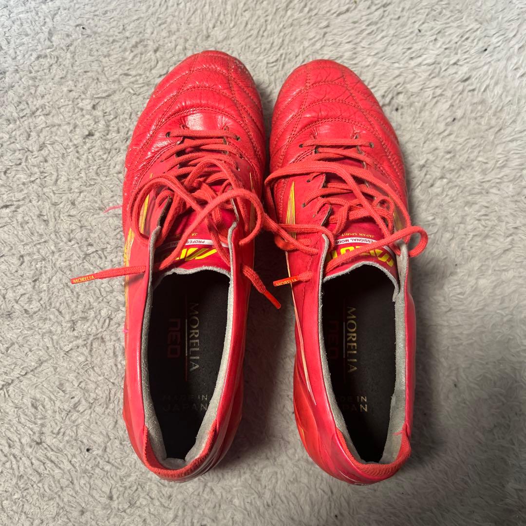 モレリアneo4Japan モレリア NEO 4 JAPAN スーパーホワイトパール×ブラック | ゲキサカFC