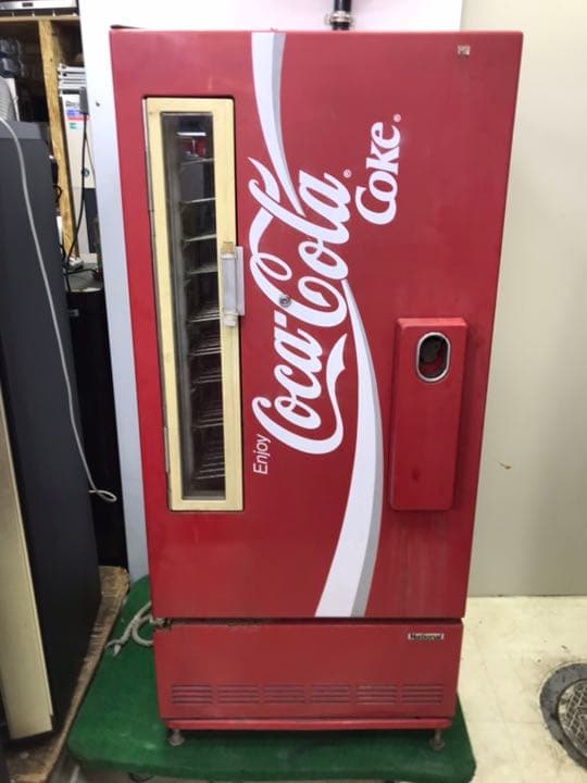 コカコーラ　販売機　冷蔵 コカ・コーラ 自動販売機型 保冷庫 冷蔵庫 レトロ カリフォルニア