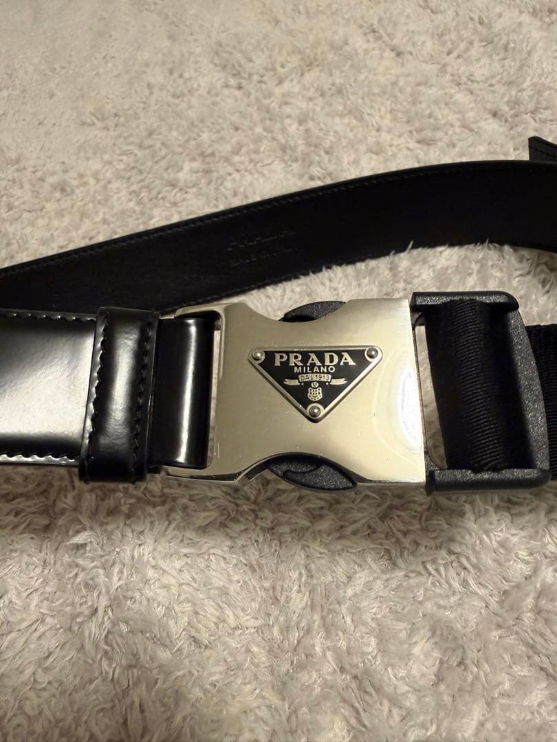 PRADA ブラック レザーベルト 2CC672_053_F0002_SLF.jpg