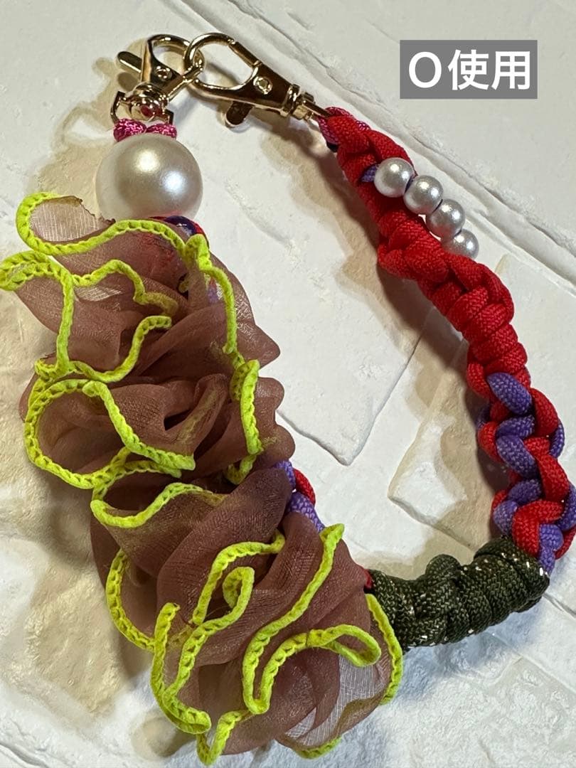 mami♪様専用・*:.ღパラコードスマホストラップの通販はau PAY