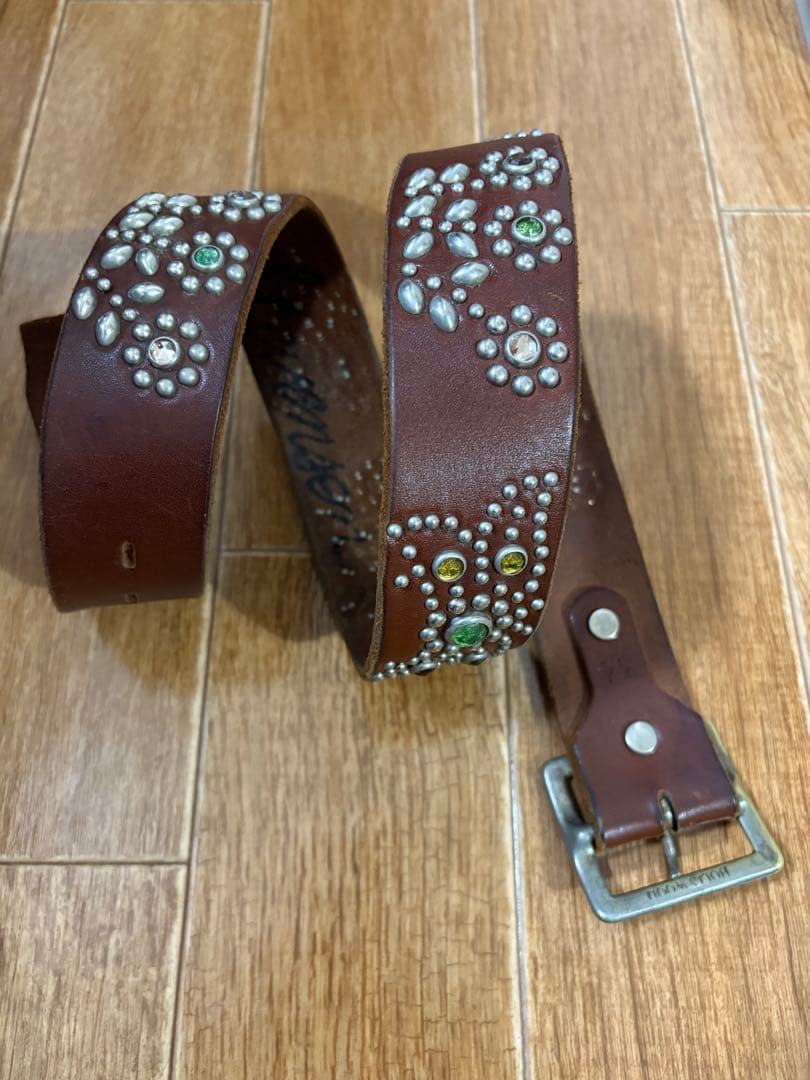 HTC フラワーバタフライベルト HTC エイチティーシー フラワースタッズ ターコイズ レザーベルト 26