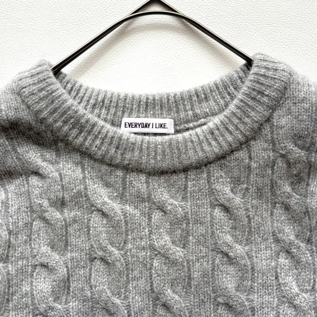02341 エブリデイアイライク ケーブルニット カシミヤ混 グレー - メルカリ