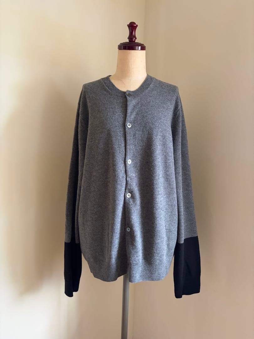 COMME de GARÇONS SHIRT T-Shirt Comme Des Garçons PLAY nera con doppio cuore