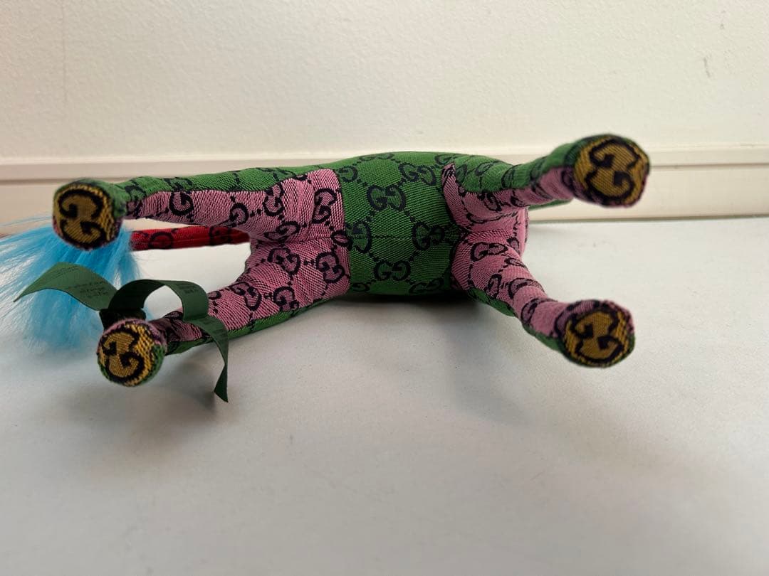 GUCCI グッチ デコラティブキリンGG柄ぬいぐるみ