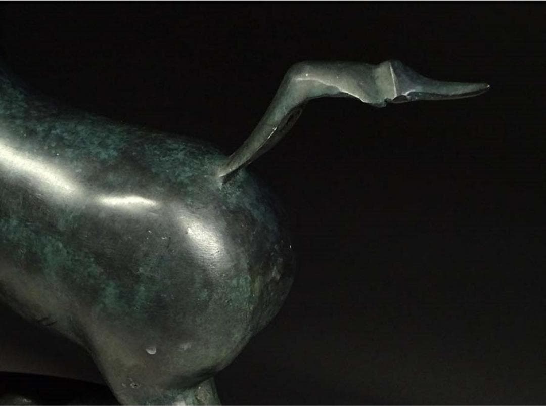 銅製 馬踏飛燕 馬の像 置物 台付き 幅約43cm c08299 - メルカリ