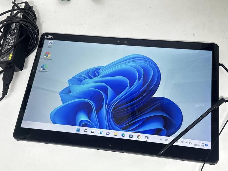 タブレットPC‘富士通 ARROWS Tab Q738-i5-8世代 lillian_fujitsu-q738-i5-4-128