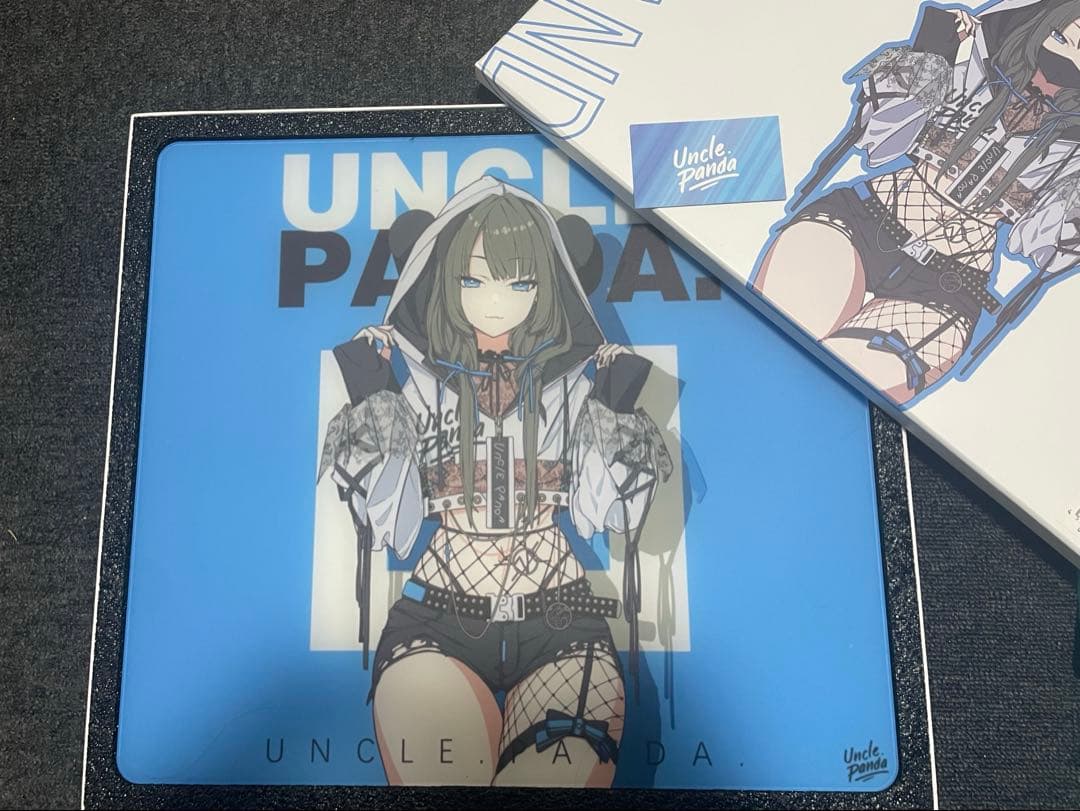 Uncle Panda Blue ガラスマウスパッド Uncle Panda ガラスマウスパッド ブルー