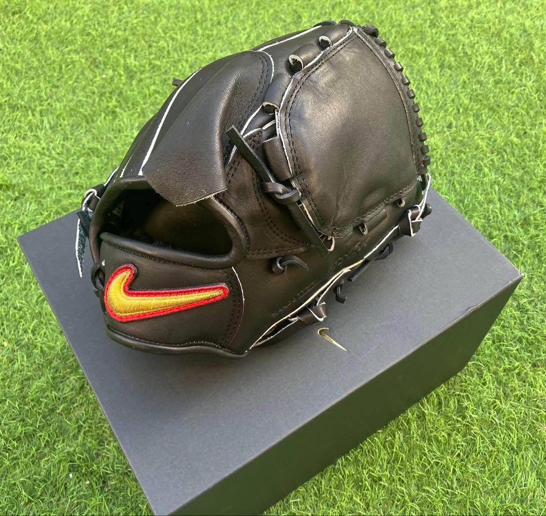 NIKE 日本製　硬式　グローブ　投手用　NIKE 専用袋付き　専用箱 NIKE 日本製 硬式 グローブ 投手用 NIKE 専用袋付き 専用箱 - メルカリ