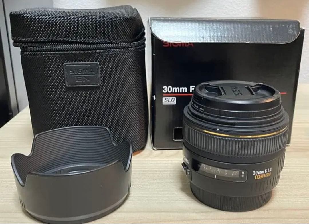 SIGMA 30mm F1.4 EX DC HSM キヤノンEF用 Amazon.com : Sigma 30mm f/1.4 EX DC HSM Lens for Canon Digital SLR