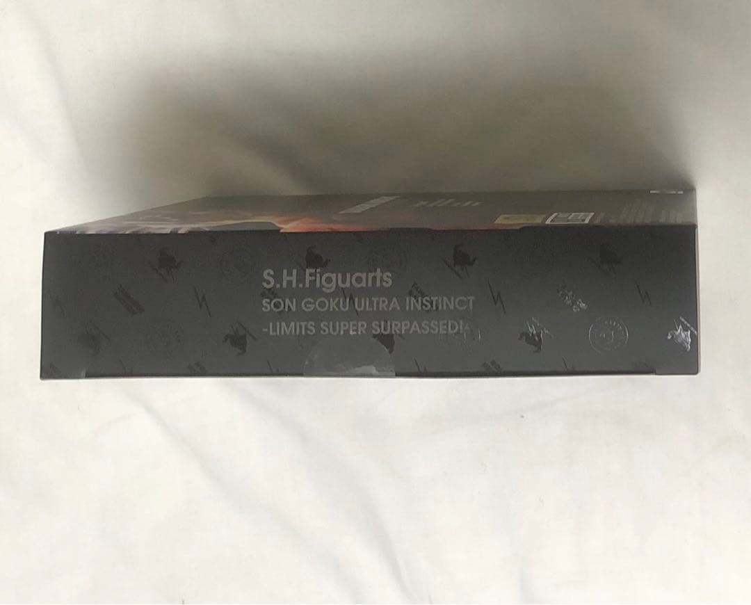 S.H.Figuarts 孫悟空 身勝手の極意 - 限界超絶突破 ! -