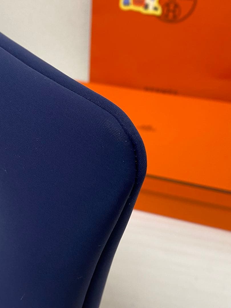 3-3213 HERMES ポーチ《ネオバン》 MM ・ネイビー