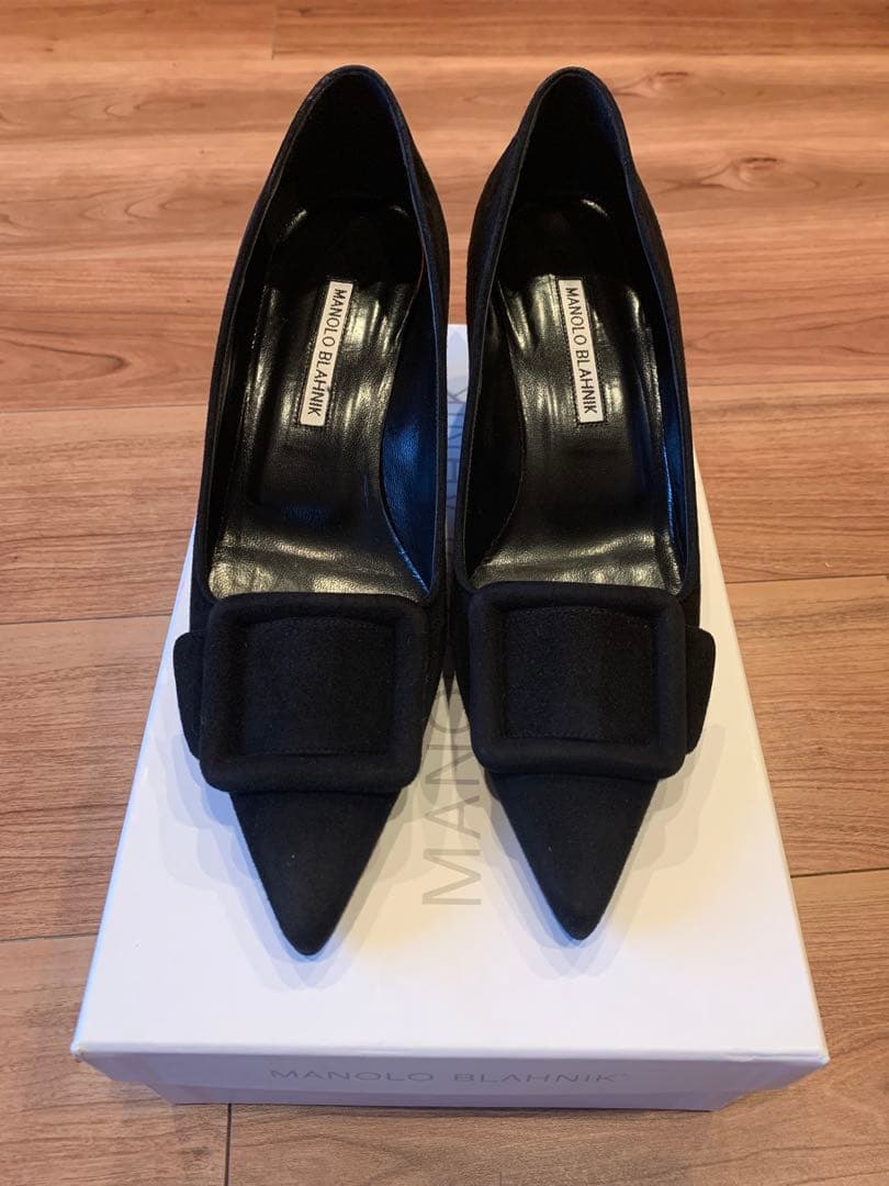 新品未使用 MANOLO BLAHNIK 38.5 SUEDE Manolo Blahnik Srila Suede Low-Heel Pump - Bergdorf Goodman