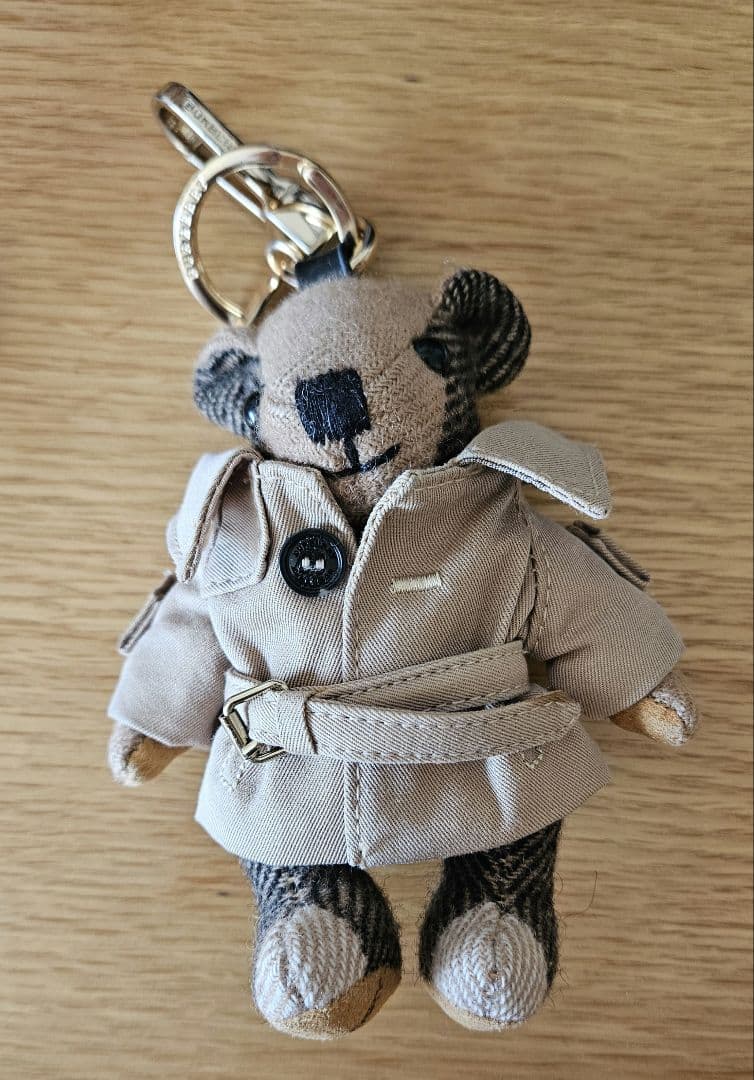 Burberry トーマスベア トレンチコート クマ キーホルダー チャーム
