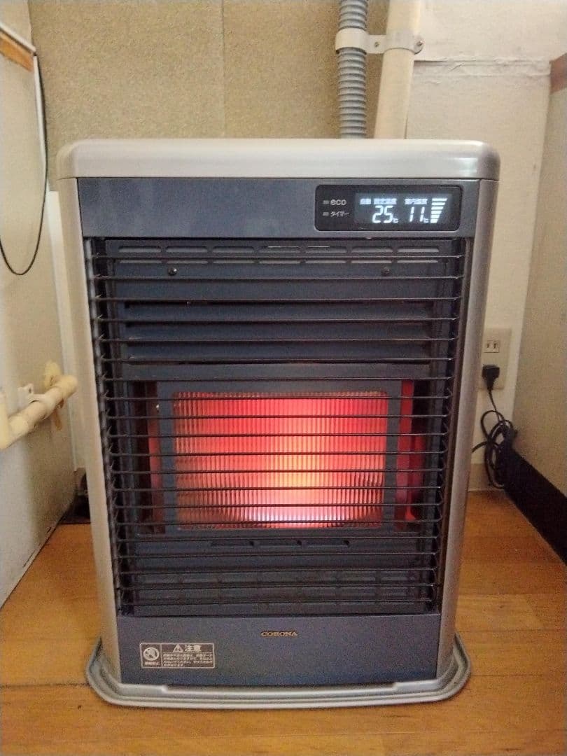 コロナFF石油ストーブスペースネオ！品番「FF‐SG4213M」2013年式中古