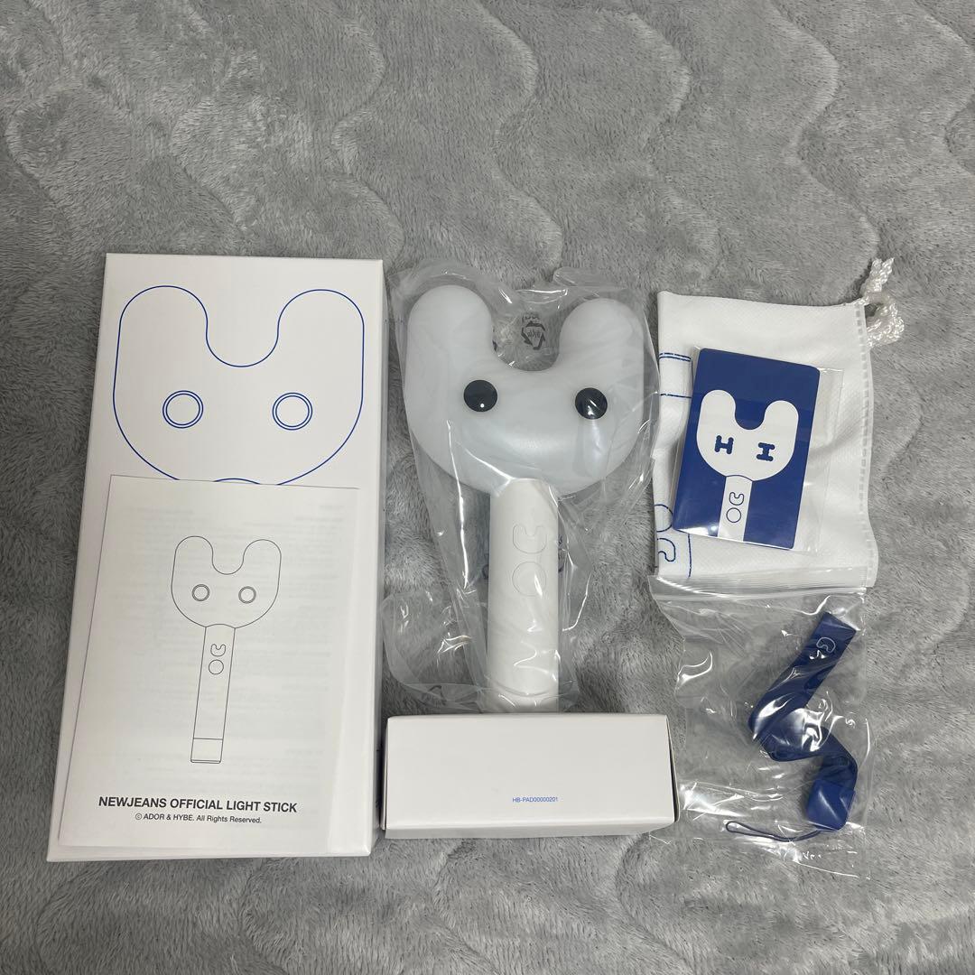 NewjeansメンバーシップキットBunnies Club ペンライトセット - メルカリ