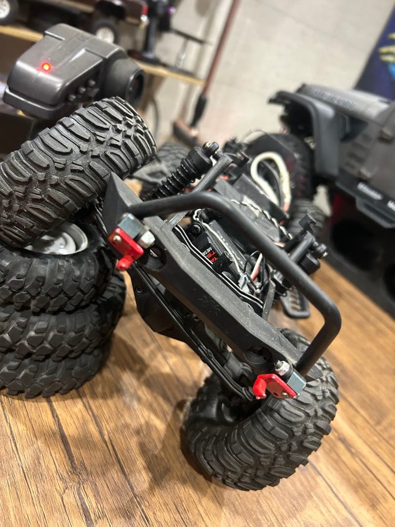 jeepチェロキーRCカー おまけボディ付き