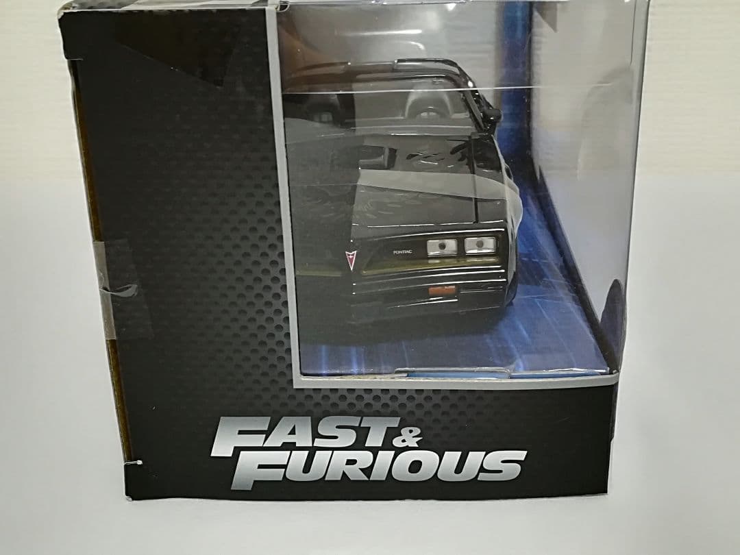 限定品！Jada Toys 1/24 '77 ポンティアック トランザムワイスピ