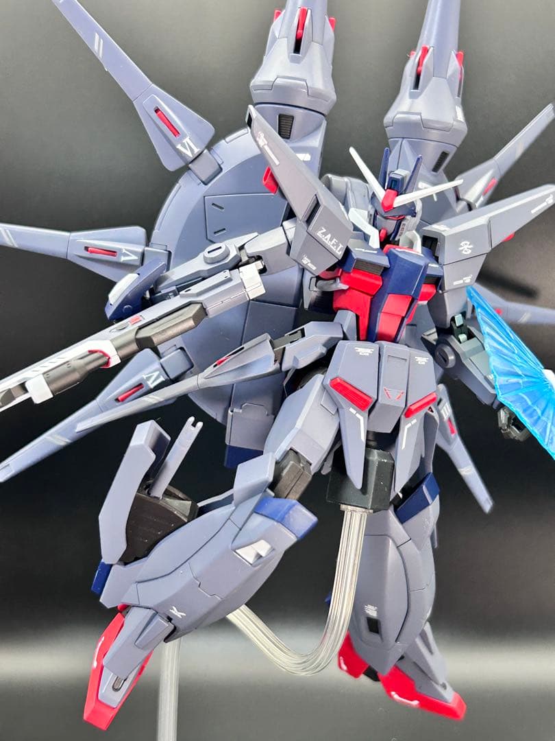 HGCE レジェンドガンダム　全塗装済み完成品　ガンダムSEED DESTINY 機動戦士ガンダムSEED DESTINY』ガンプラ「HG レジェンドガンダム」の