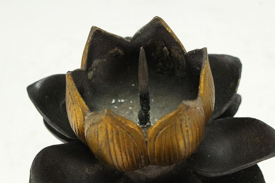 仏教美術 銅 蓮花 持香炉 蓮燭台 二件(K-LC970) - メルカリ