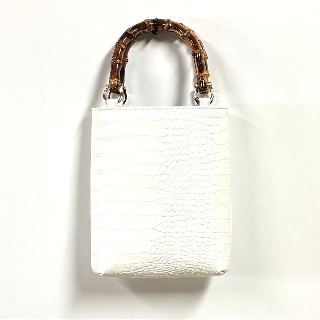 牛革クロコ型押し バンブー手提げ 小 白色 ◇ 竹手バッグ神輿祭り