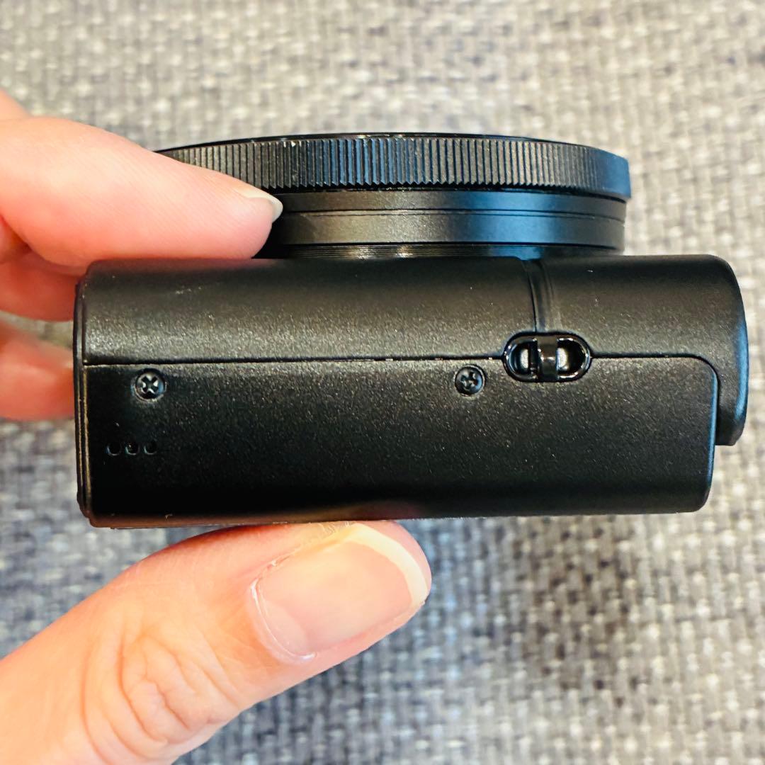 m*u様 美品 SONY DSC-RX100 (初代) 箱 付属品あり m*u様 付属品あり