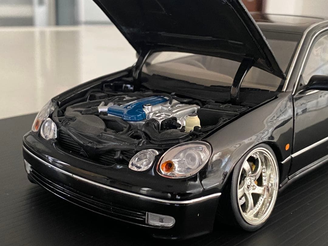 1/18 アリスト スタンス19インチ ローダウンカスタム オートアート