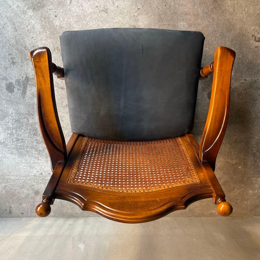 オールドカリモク コロニアルビンテージアームチェア 本革座面張り替え