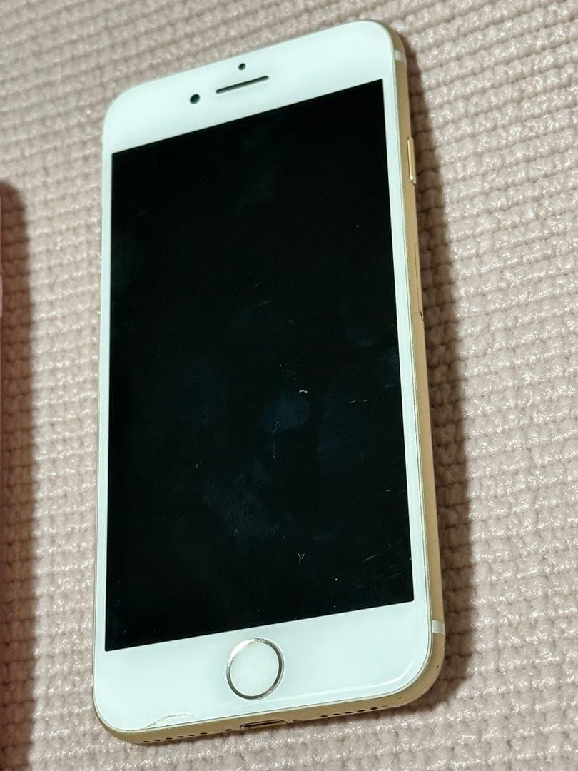 iPhone7 本体 ゴールド 作動確認済み