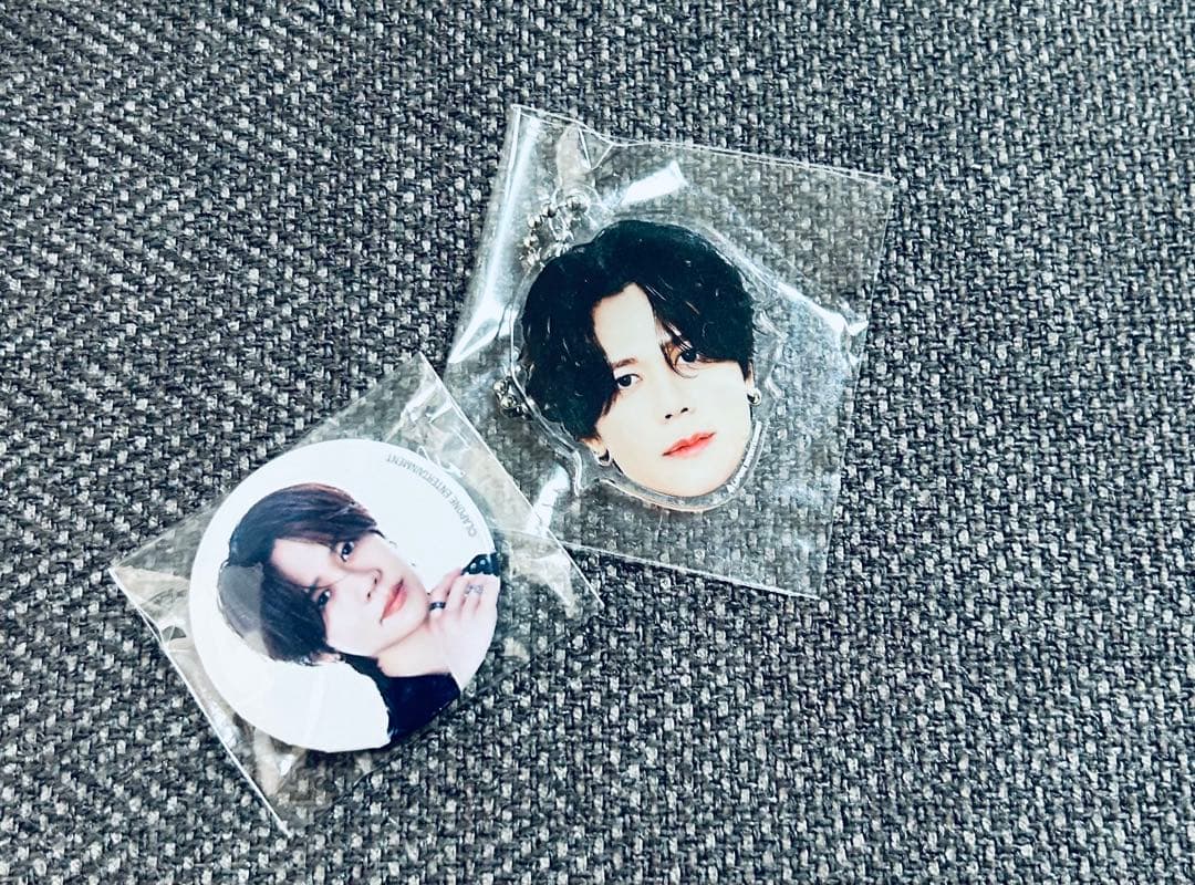 INI カプセルトイ 藤牧京介 顔アクキー 缶バッジ 今月まで - メルカリ