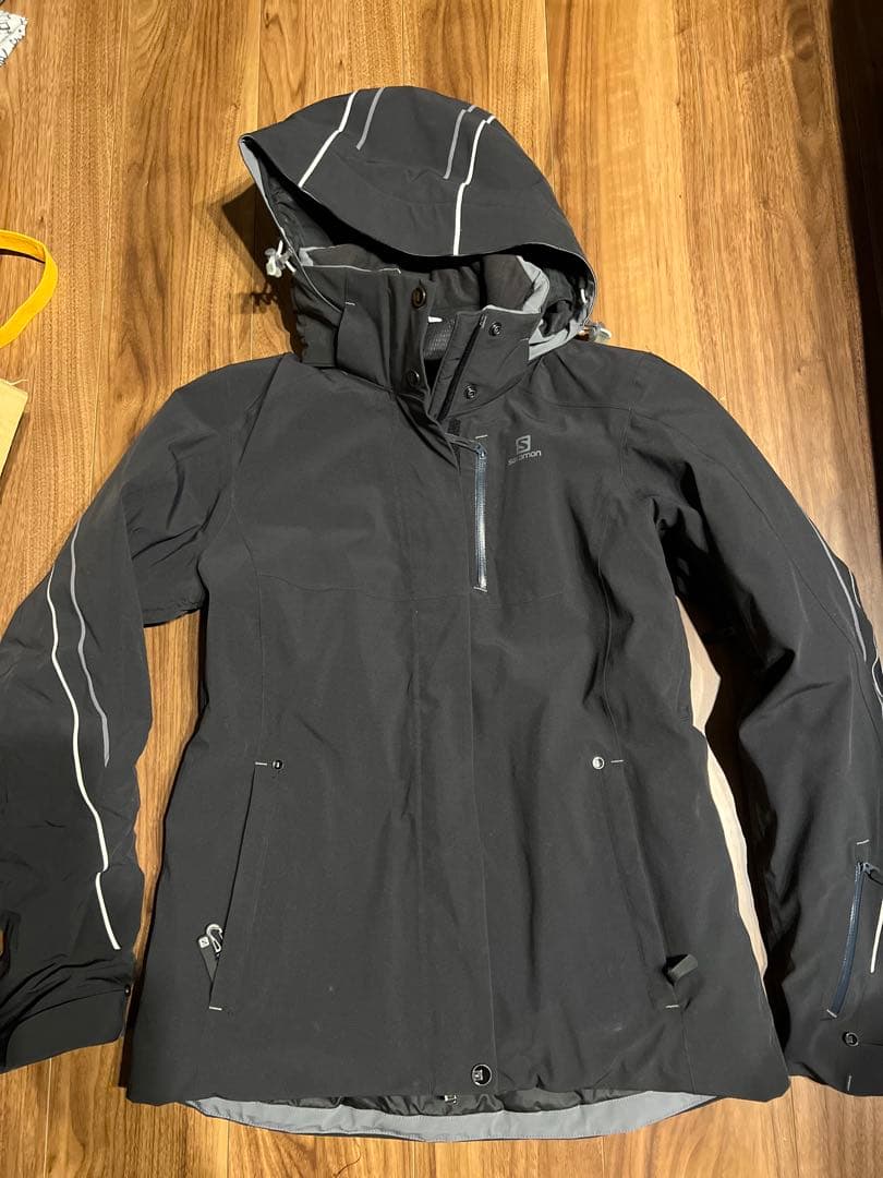 Salomon レディーススキーウェアセット サイズMブラック SALOMON（サロモン） スキーウェア ジャケット レディース＜2026