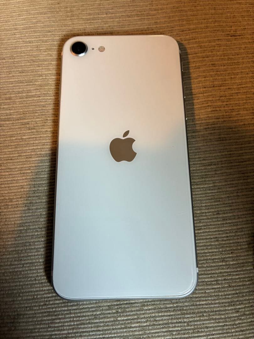 iPhone SE 第二世代 64GB 本体 ホワイト 白 - メルカリ
