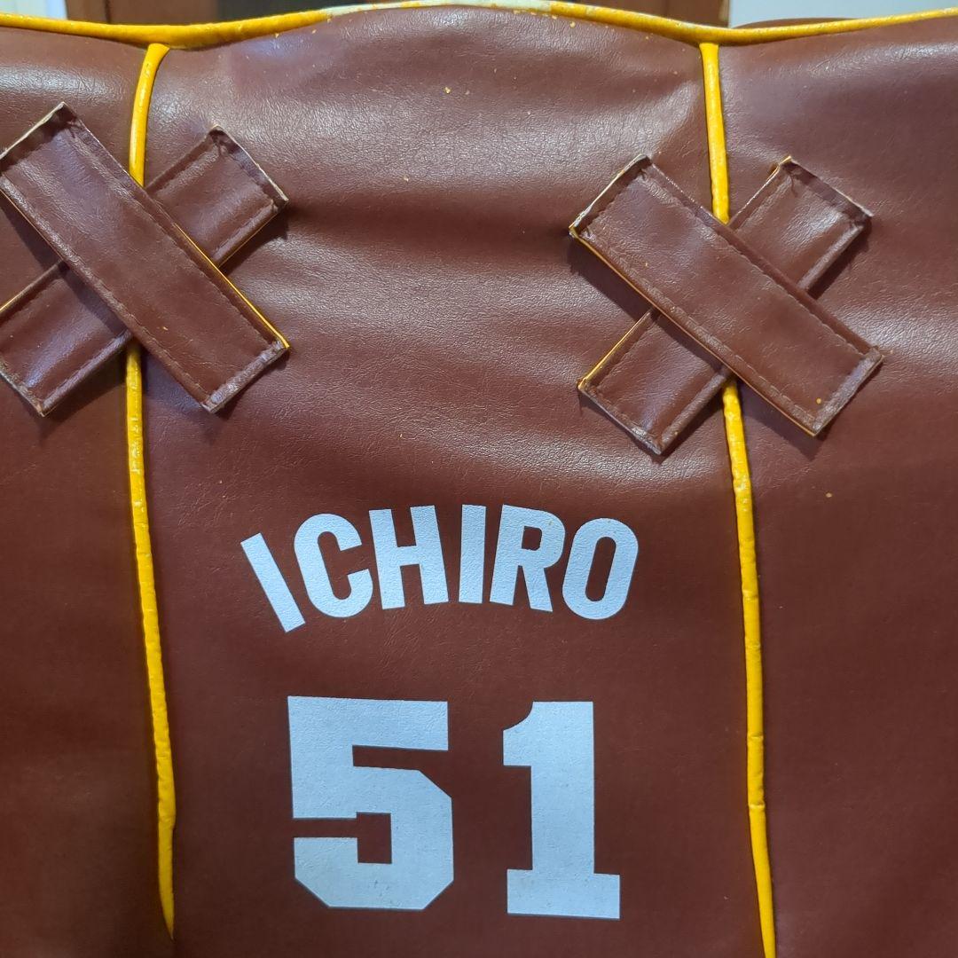 激レア！イチローグローブクッションAsahi三ツ矢サイダー懸賞品 - メルカリ