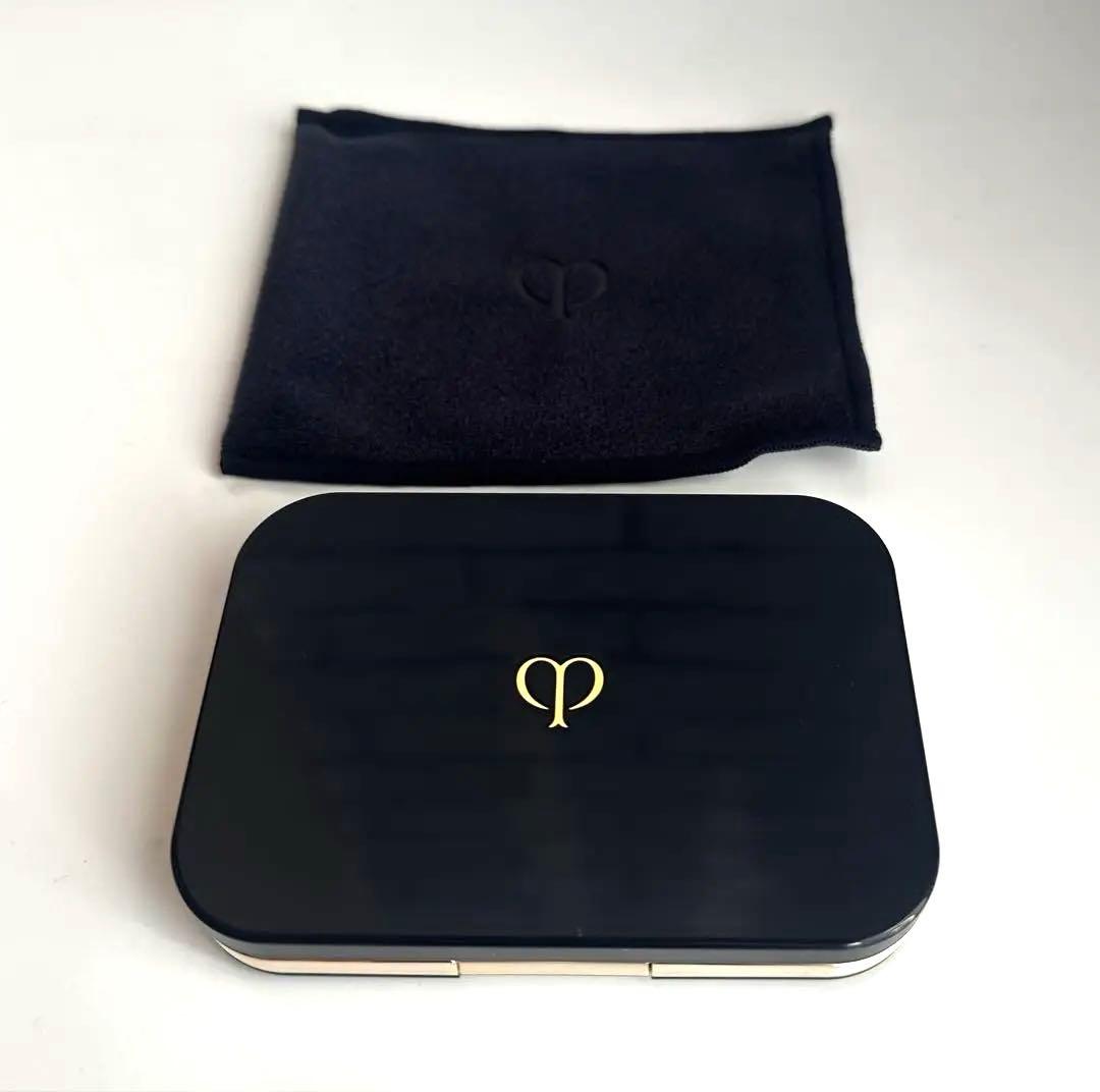 クレ・ド・ポーボーテ タンプードルエクラⅡ ピンクオークル10 ケース付き タンプードルエクラII / クレ・ド・ポー ボーテ(パウダー