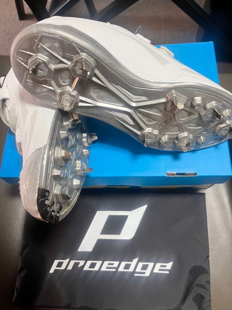 SSKproedgeホワイト スパイクシューズ27.5 P加工右投げ - メルカリ