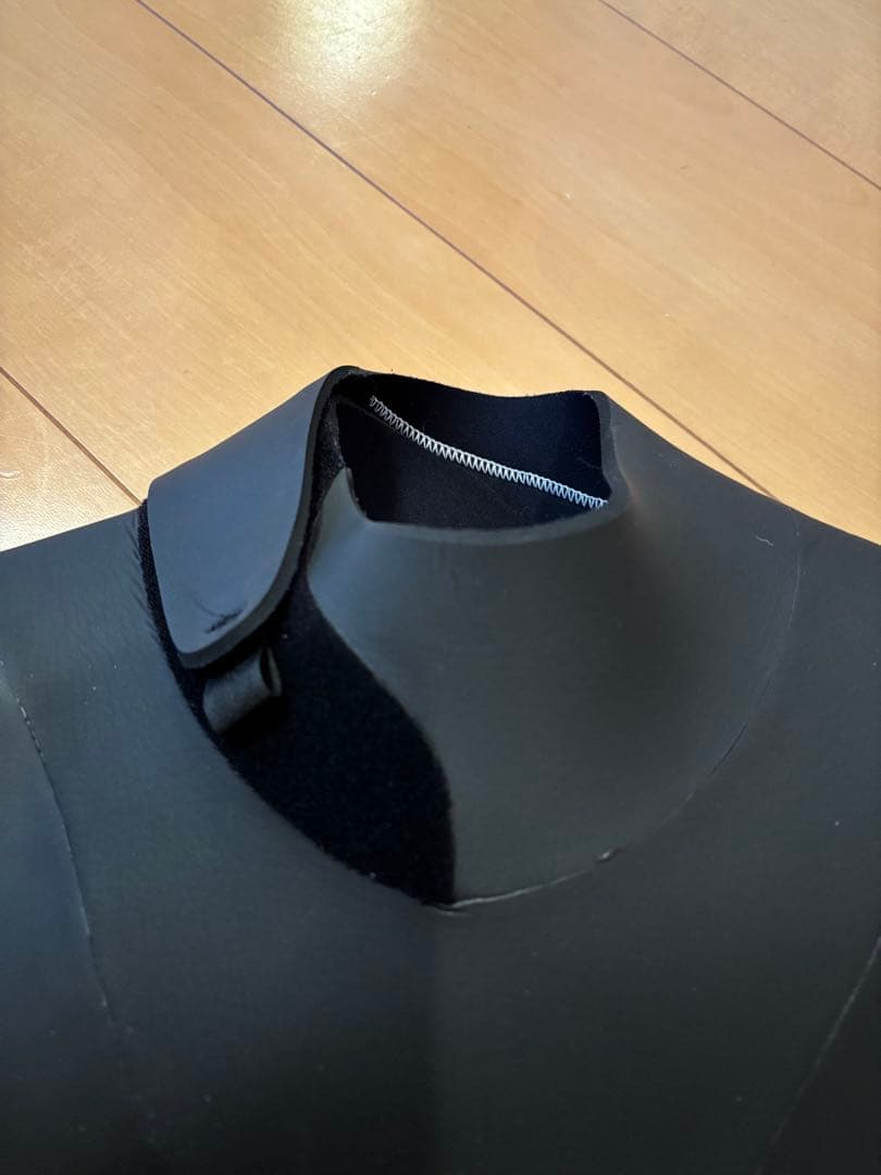 最終価格AIDENTIFYブラック セミドライMサイズ 4.5㍉未着用