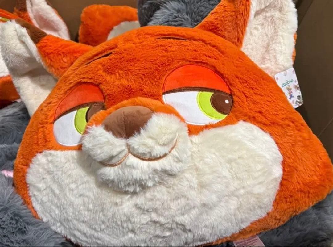 コストコ クッション ズートピア2 ニック 、約50cm×50cm - メルカリ