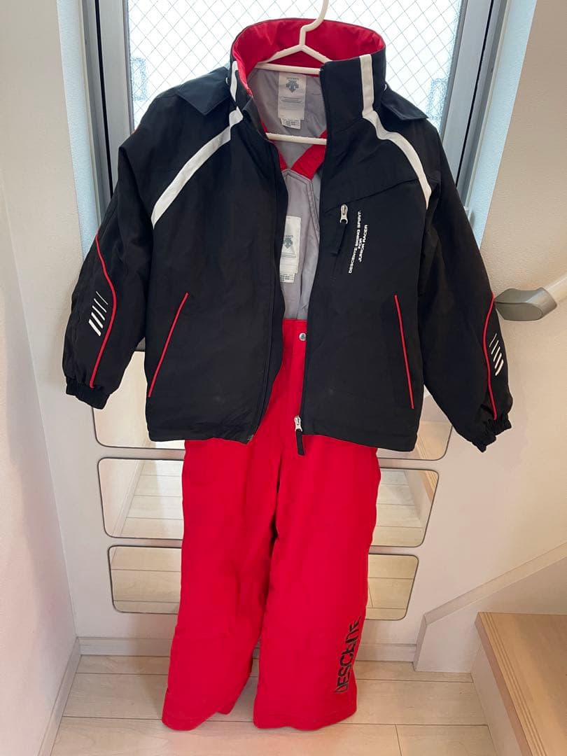 DESCENTE スキーウェア 子ども用 12/14Y 黒/赤 - メルカリ