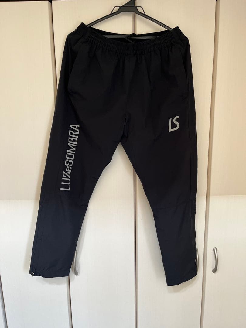 LUZ e SOMBRA ブラック ピステパンツ M - メルカリ