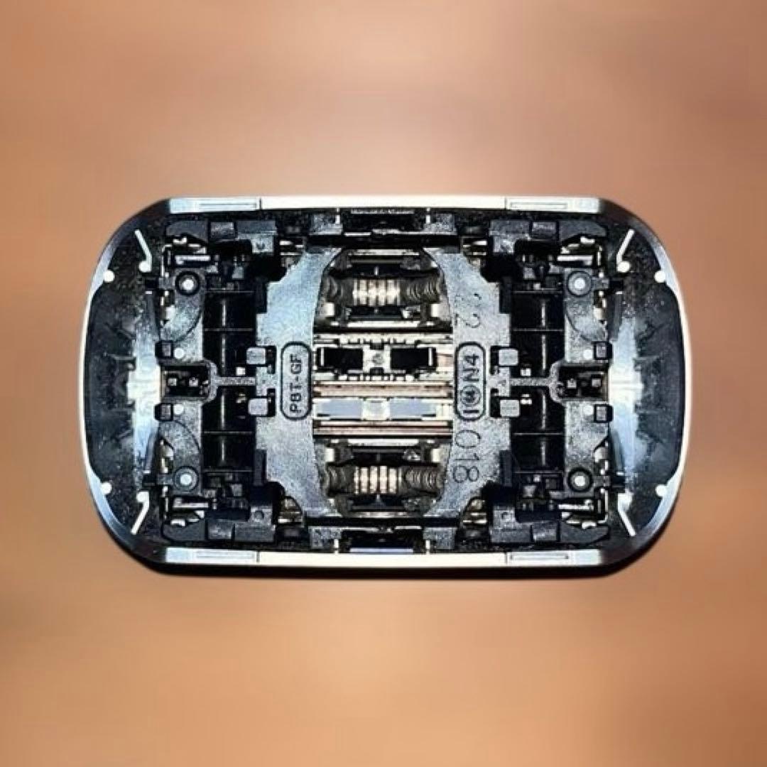 ブラウン シリーズ9 Pro 9480cc-V美顔器ヘッド・洗浄機付き - メルカリ