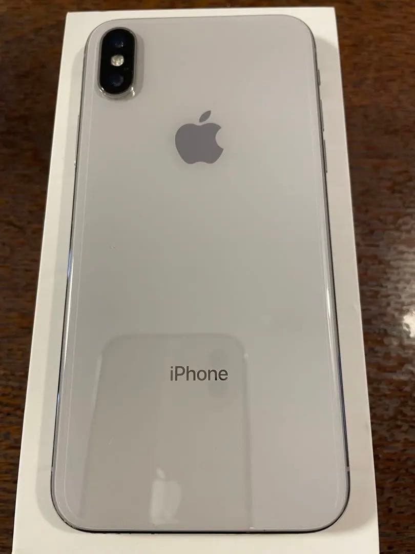 ★★★　Apple iPhone X 64GB シルバー　中古　★★★ iPhone X 64GB シルバー Aランク｜中古スマホ・タブレットの公式